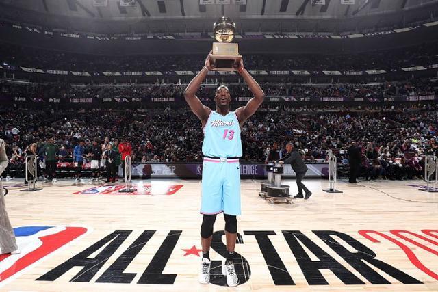 阿斯：法国对阵以色列的比赛马克龙将现场观战